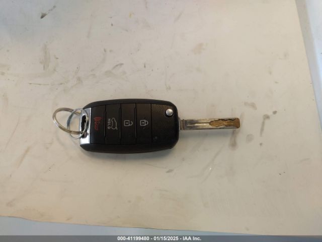 KNDJN2A24H7438220 KIA Soul