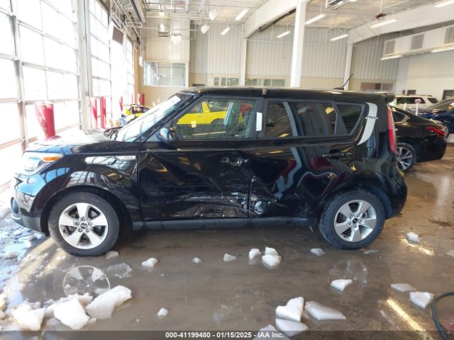 KNDJN2A24H7438220 KIA Soul