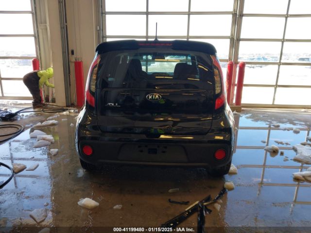 KNDJN2A24H7438220 KIA Soul