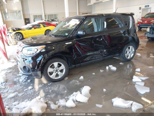 KNDJN2A24H7438220 KIA Soul