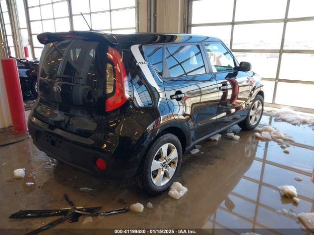 KNDJN2A24H7438220 KIA Soul