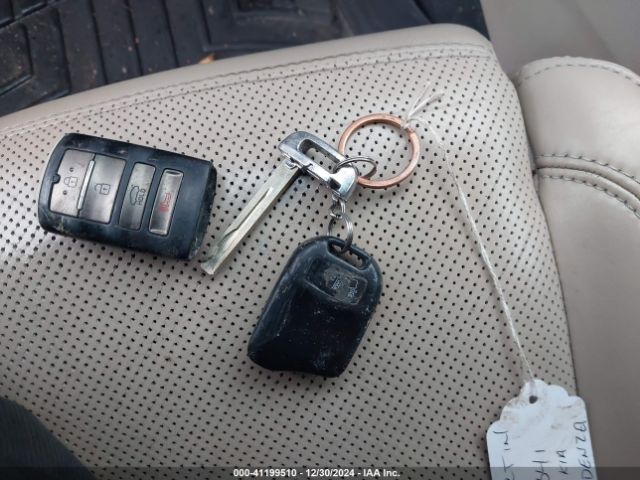 KNALN4D74E5125202 KIA Cadenza Premium