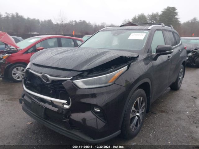 5TDGZRBHXMS084794 Toyota Highlander Xle