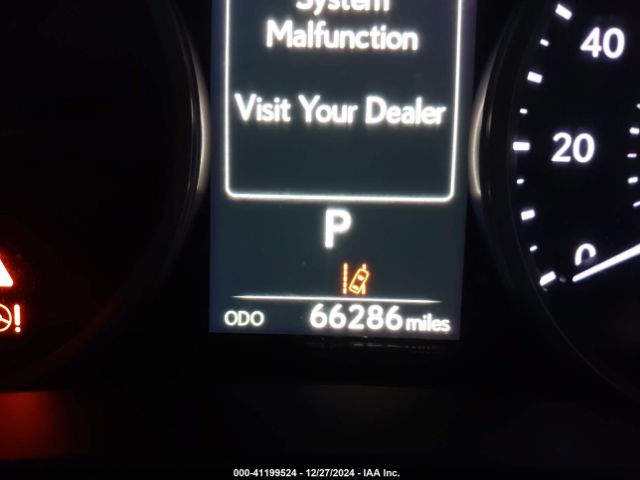 JTJBJRBZ2K2105844 Lexus NX 300H