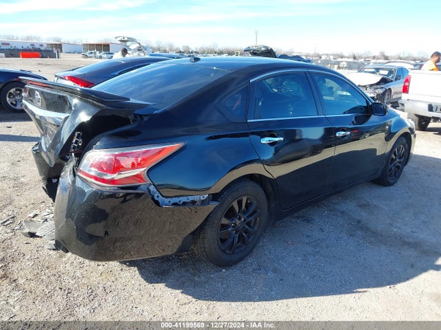 Nissan Altima 2.5 S 2014 1N4AL3AP0EN232087 Image 4
