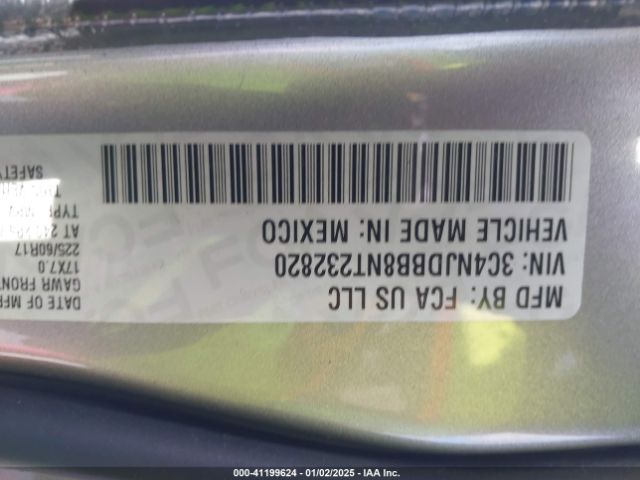 3C4NJDBB8NT232820 Jeep Compass Latitude 4x4