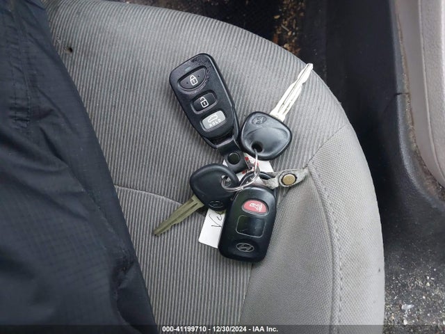 Hyundai ELANTRA SE 2018 5NPD74LF0JH353461 Image 11
