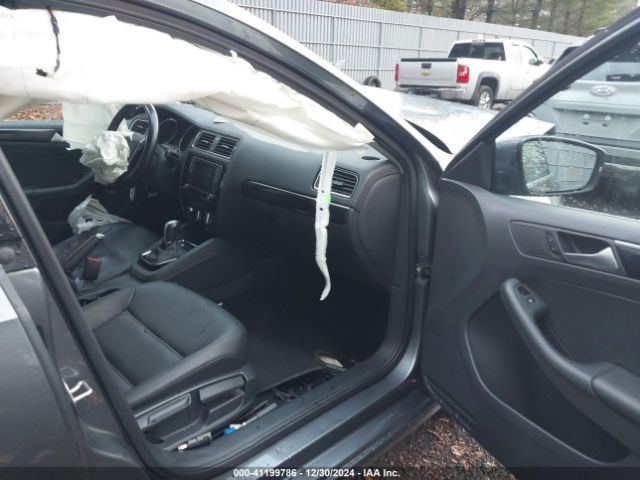 3VWL17AJ6GM359397 Volkswagen Jetta 1.8t Sel