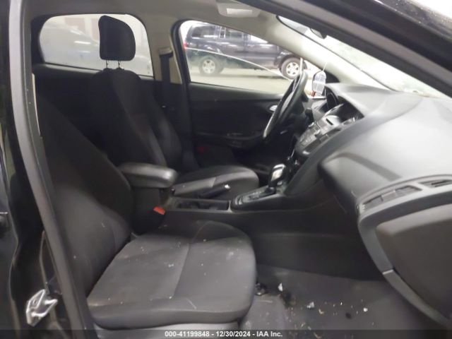 1FADP3F23GL258289 Ford FOCUS SE