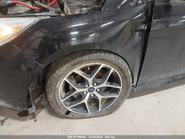 1FADP3F23GL258289 Ford FOCUS SE