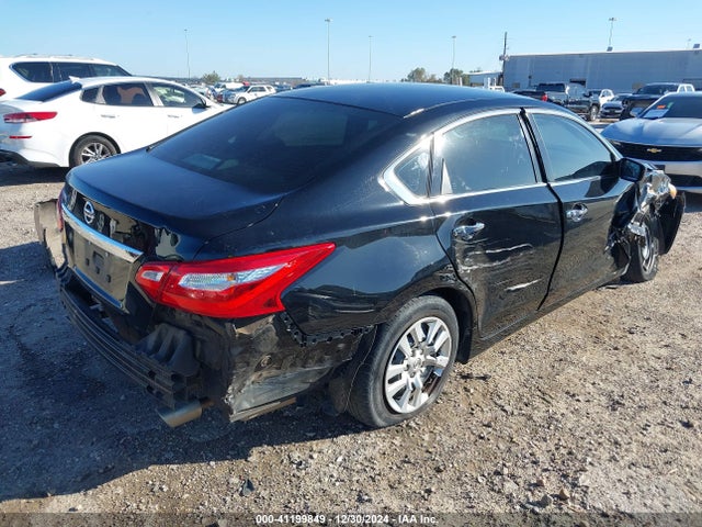 Nissan Altima 2.5 S 2017 1N4AL3AP5HN345537 Image 4