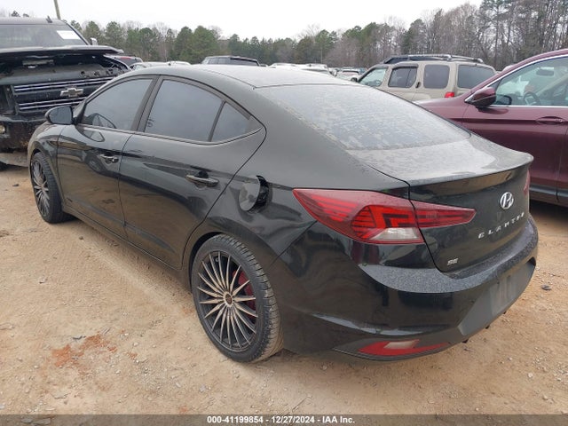 KMHD74LFXKU779029 Hyundai ELANTRA SE