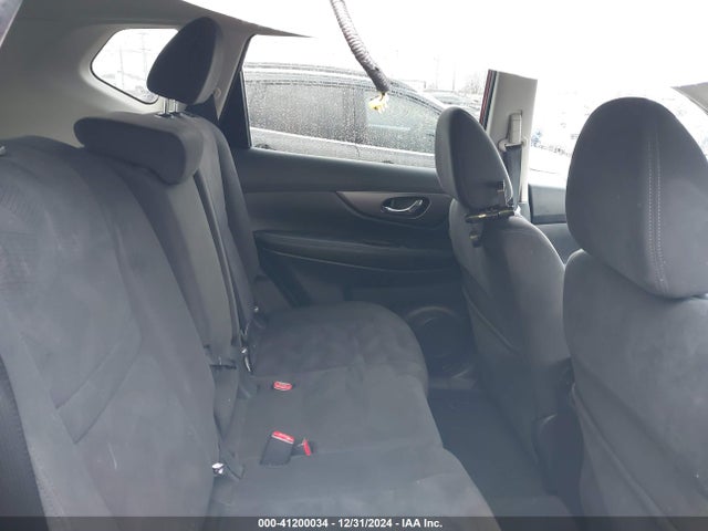 KNMAT2MV0FP577737 Nissan ROGUE SV