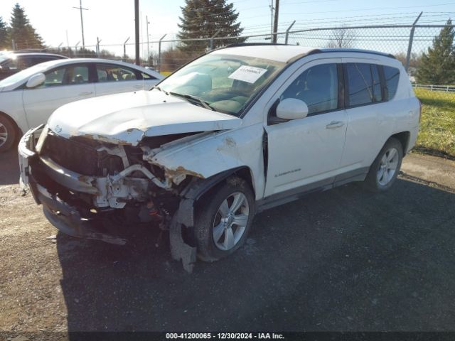 1C4NJCEB0ED660019 Jeep Compass Latitude