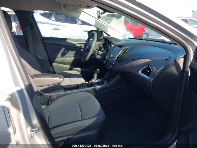 3G1BE6SM5JS526687 Chevrolet Cruze Lt Auto