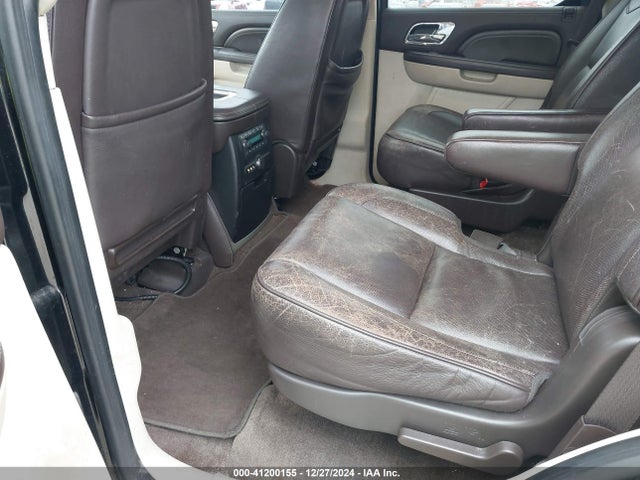 2011 CADILLAC ESCALADE 1GYS3DEF9BR306854 Photo 7