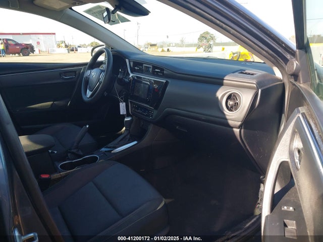 Toyota COROLLA LE 2018 5YFBURHE6JP802674 Image 5