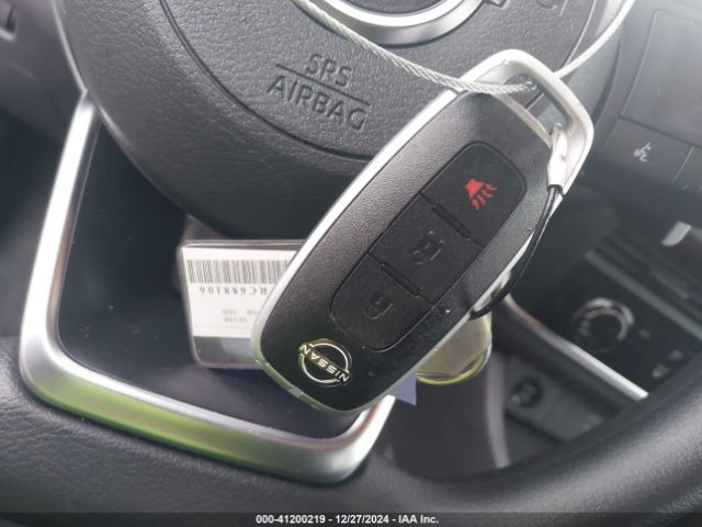 5N1BT3AB0RC688106 Nissan Rogue S Intelligent Awd