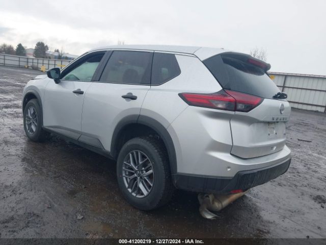 5N1BT3AB0RC688106 Nissan Rogue S Intelligent Awd