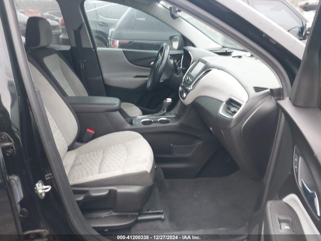 2GNAXHEV5J6268920 Chevrolet EQUINOX LS