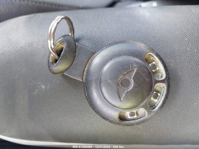 2008 MINI COOPER S CLUBMAN WMWMM335X8TP88002 Photo 10