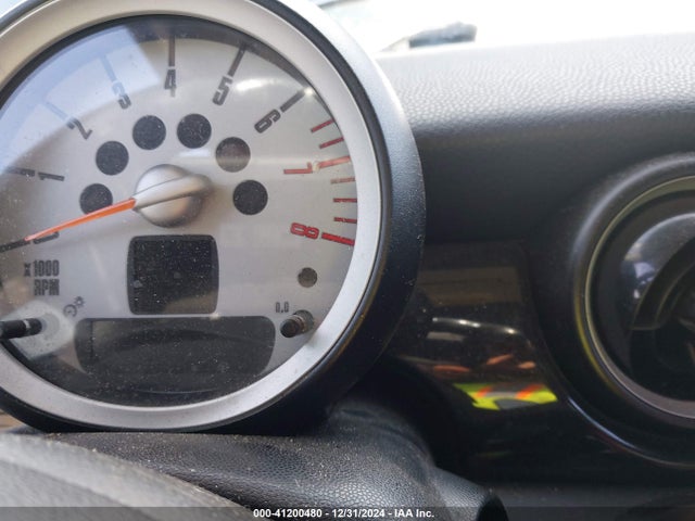 2008 MINI COOPER S CLUBMAN WMWMM335X8TP88002 Photo 6