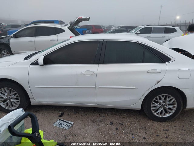 Toyota CAMRY LE 2017 4T1BF1FK8HU324075 Image 14