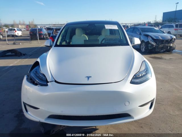 5YJYGDED4MF123311 Tesla Model Y Standard Range Rear-wheel Drive