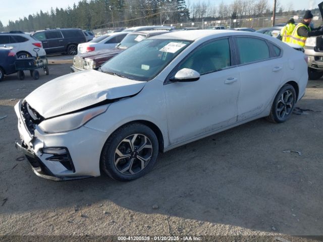 2020 KIA FORTE 3KPF24AD6LE244499 Photo 1