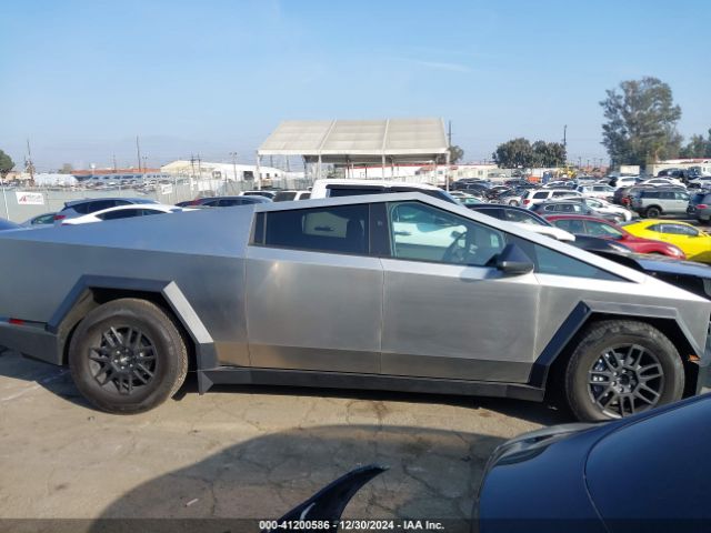 7G2CEHEDXRA050258 Tesla Cybertruck All-wheel Drive
