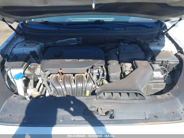 5NPE24AF3JH699462 Hyundai SONATA SE