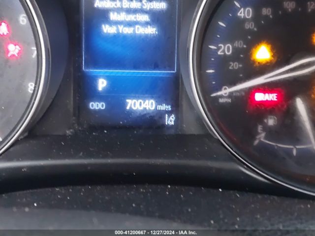 NMTKHMBX7JR035540 Toyota C-HR XLE