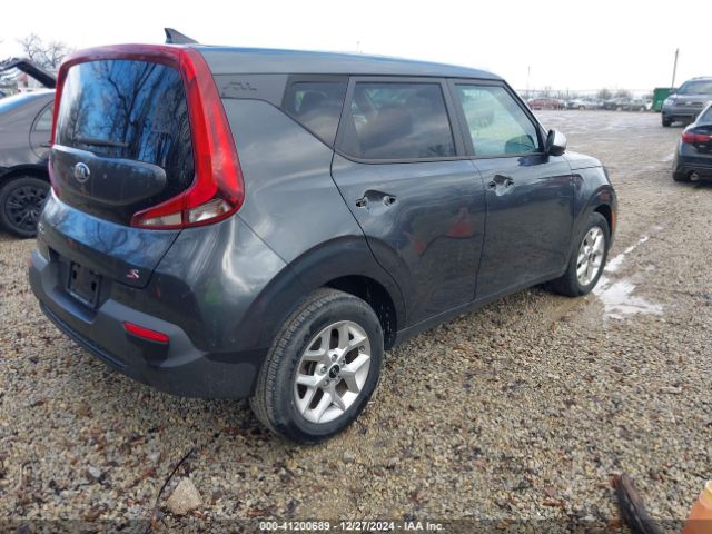 KNDJ23AU9L7728574 KIA SOUL S