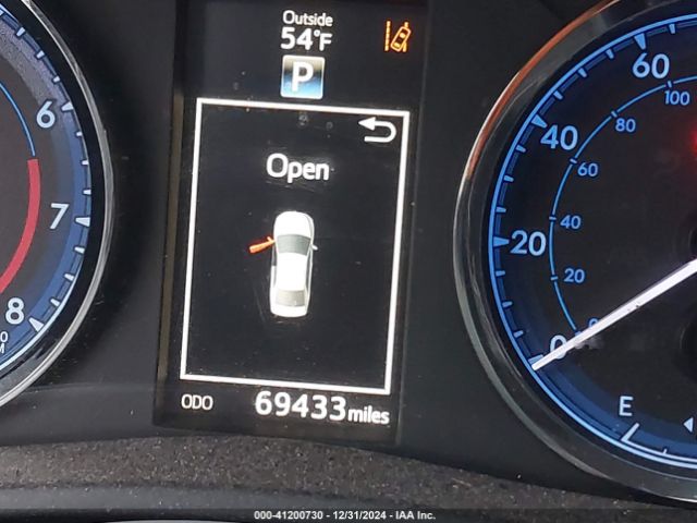 5YFBURHE1KP896500 Toyota COROLLA SE