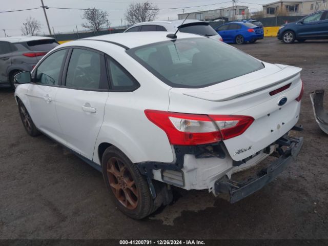 Ford FOCUS SE 2014 1FADP3F21EL237504 Image 3