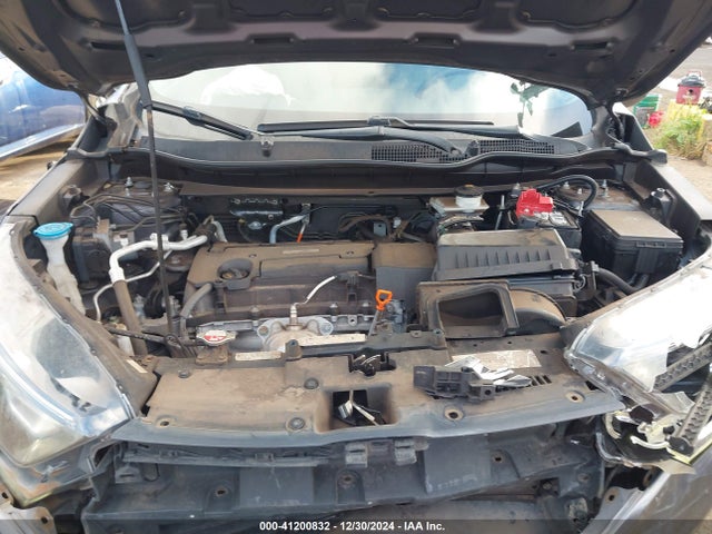 Honda CR-V LX 2017 7FARW5H38HE004333 Image 10