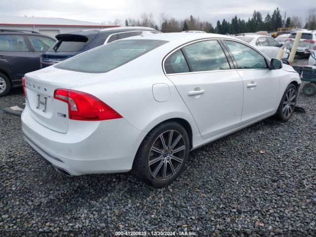 LYV402TM2HB196341 Volvo S60 Inscription T5 Platinum