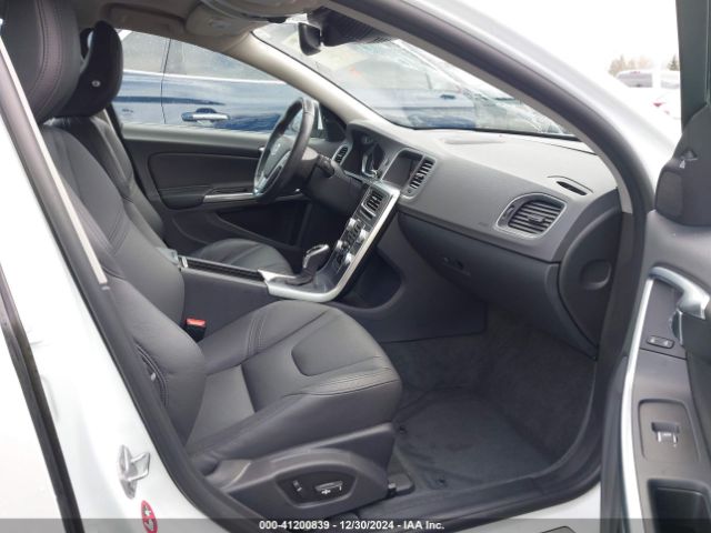 LYV402TM2HB196341 Volvo S60 Inscription T5 Platinum