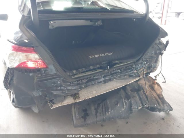 4T1B31HK5JU506585 Toyota Camry Hybrid Le