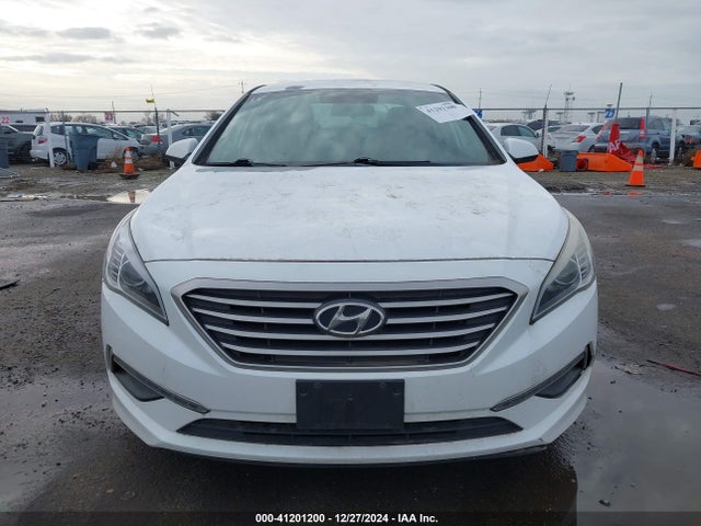 Hyundai SONATA SE 2015 5NPE24AF0FH214623 Image 6