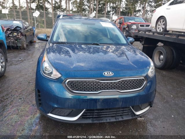 KNDCB3LC0H5100936 KIA NIRO LX