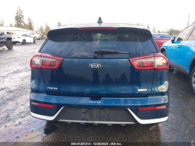 KNDCB3LC0H5100936 KIA NIRO LX