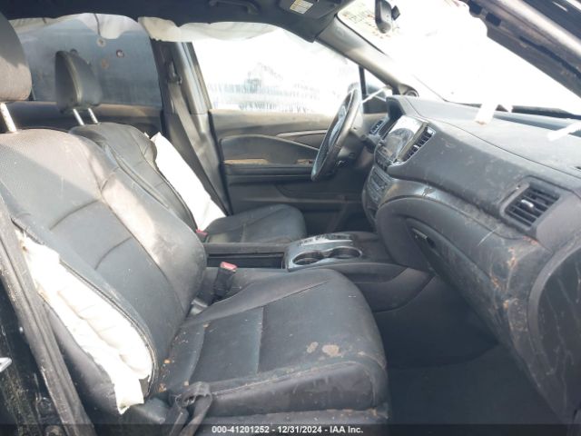 5FNYF7H57NB002203 Honda Passport 2wd Ex-l