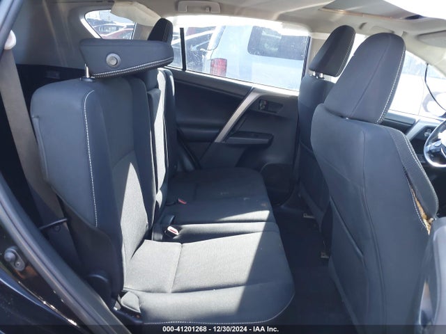 2T3RFREV3GW420209 Toyota Rav4 Xle