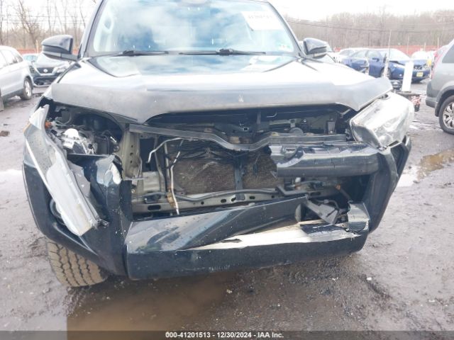 2018 TOYOTA 4RUNNER JTEBU5JR6J5542341 Photo 5