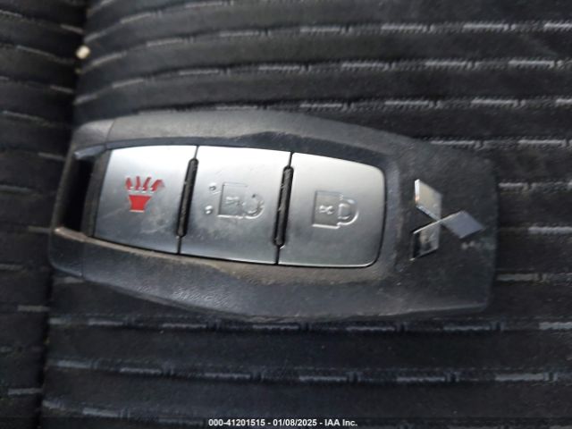 2022 MITSUBISHI OUTLANDER JA4J4TA87NZ007569 Photo 10