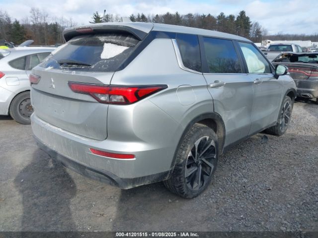 2022 MITSUBISHI OUTLANDER JA4J4TA87NZ007569 Photo 3