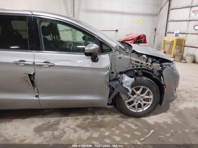 2C4RC1BG1HR753083 Chrysler Pacifica Touring Plus