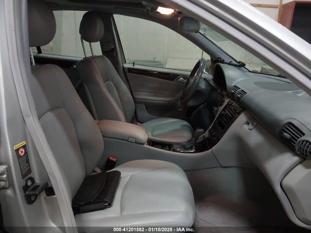 2004 Mercedes-benz C 240 4matic მანქანა იყიდება აუქციონზე, vin: WDBRF81J34F460296, აუქციონის ნომერი: 41201582