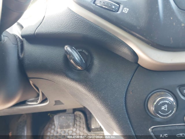 1C4PJMAB6GW110710 Jeep Cherokee Sport